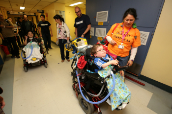 L’Hôpital de Montréal pour enfants déménage avec succès dans sa nouvelle demeure