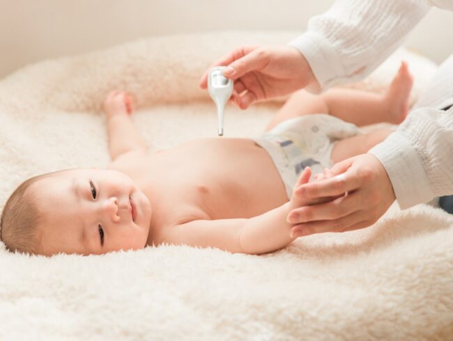 La fièvre chez les bébés et les jeunes enfants